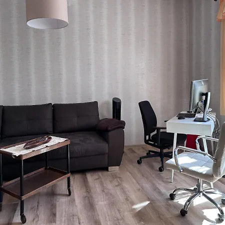 Schoene Altbauwohnung Mit Grosser Sonnenterrasse Apartment *